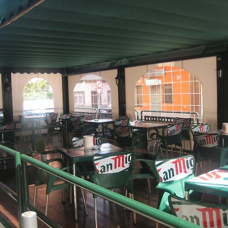 Hostal Restaurante La Trucha Benavente Esterno foto